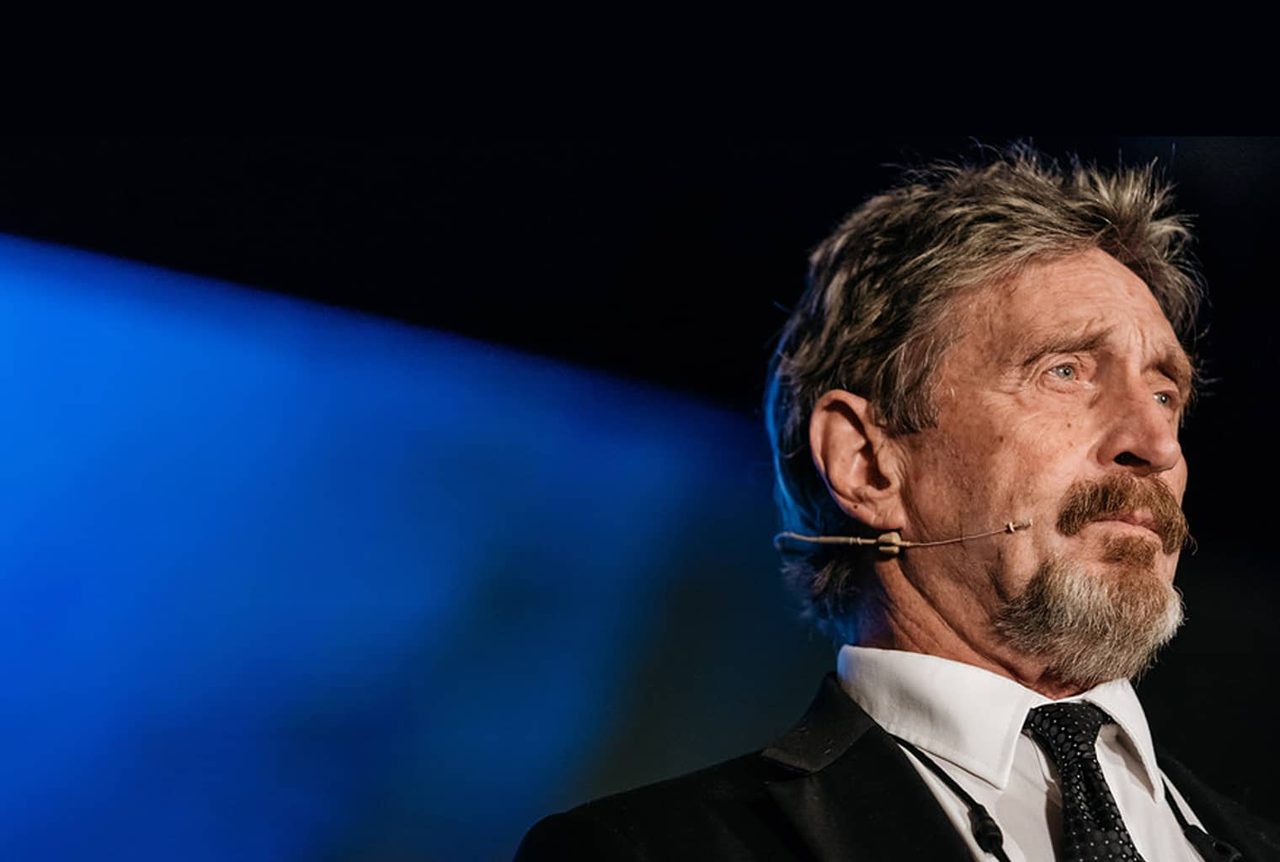 Ơn Giời John McAfee đã thức tỉnh, nhưng đây có thể là chiêu trò mới?