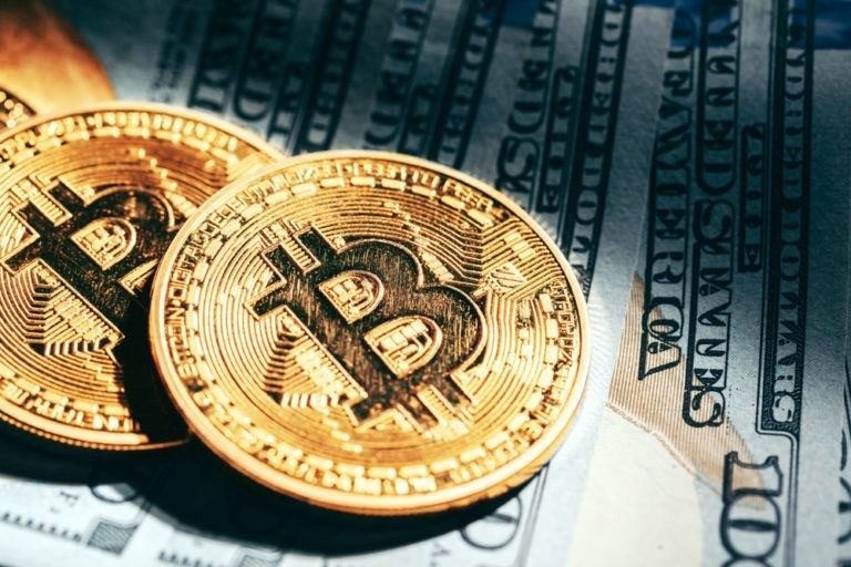 Bloomberg: Bitcoin đang chuẩn bị đà tăng mới