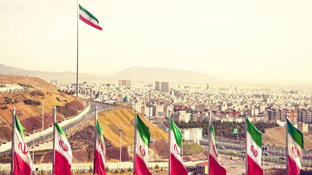 Nhiều công ty khai thác Bitcoin Trung Quốc 'tháo chạy' sang Iran