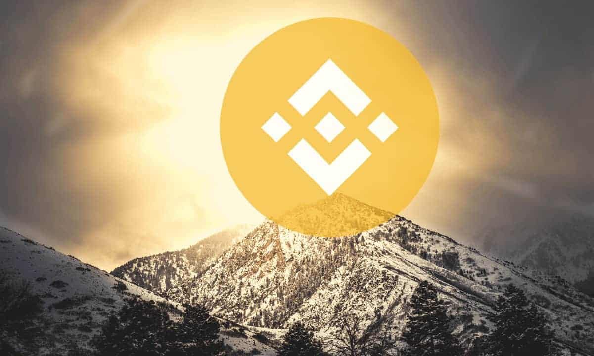 Binance Coin lập đỉnh mới, Bitcoin còn cách đỉnh chưa tới 4%