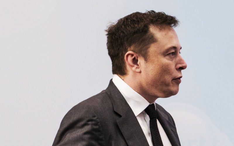 Bitcoin điều chỉnh nhẹ khi Elon Musk tiếp tục tweet về BTC