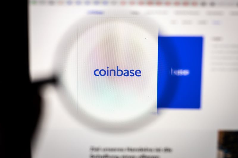 Cổ phiếu Coinbase sụt giảm nghiêm trọng