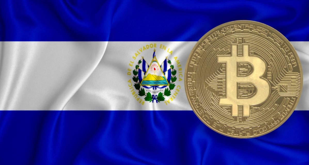 El Salvador tặng Bitcoin cho người dân