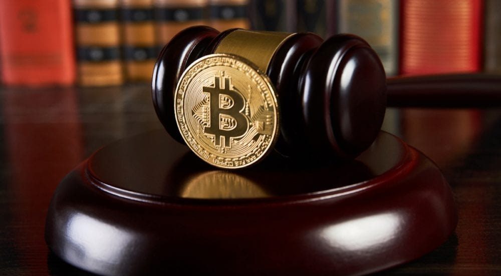 Bitcoin lùi về 39.000 USD trước dự luật mới của Mỹ