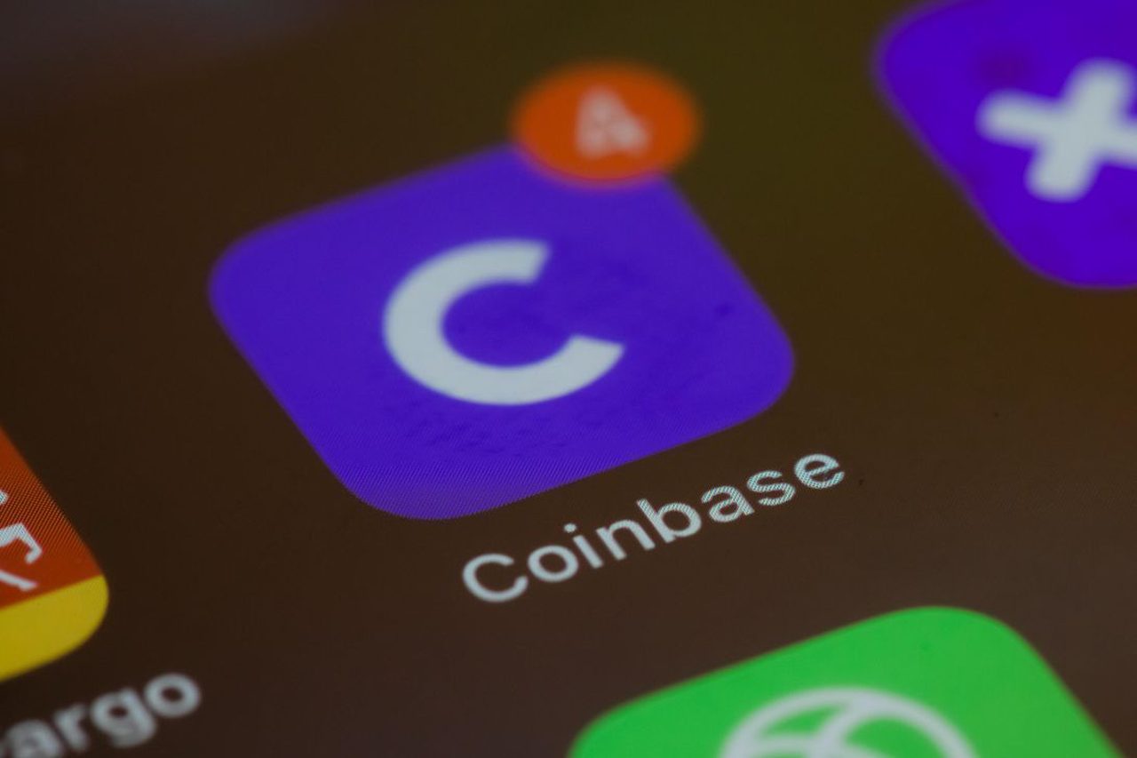 Sau tất cả, giờ Coinbase mới chịu ra mắt NFT marketplace