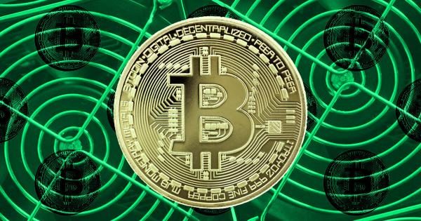 Số dư trên ví của các công ty khai thác bitcoin liên tục giảm