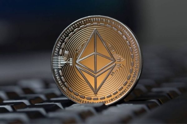 Ethereum Foundation đã bán 1.700 ETH với giá 2.74 triệu USDC