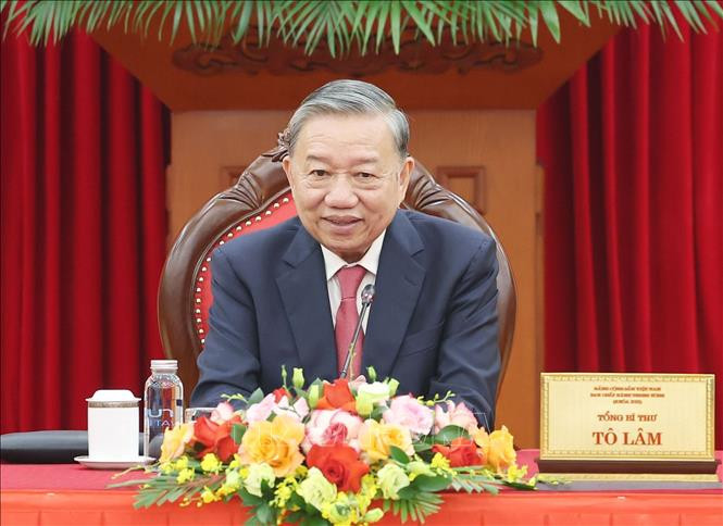 Tổng Bí thư Tô Lâm điện đàm với Tổng thống Mỹ Donald Trump. Ảnh: TTXVN